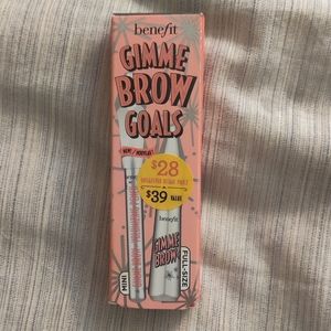 Benefit Gimme Brow + eye pencil